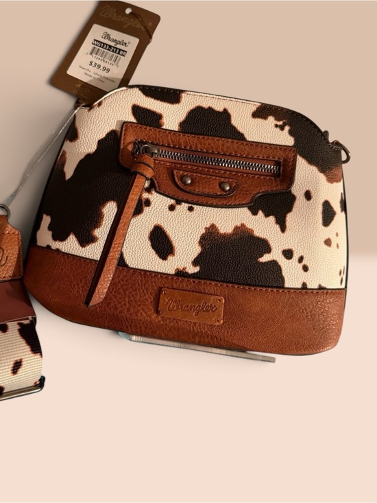 Wrangler Handbags - NWT Wrangler Brown & White Cow Print Crossbody Bag 10 x 7.5” x 3 cow strap